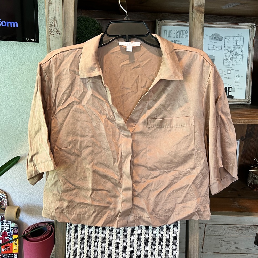 Lunya women’s high rise crop washable silk top size Large